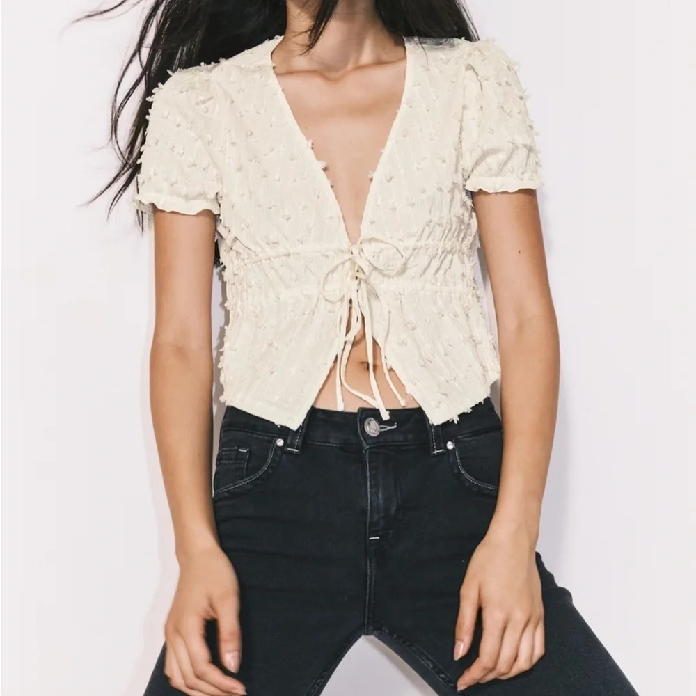 Cream Textured Tie-Front Top - Picture 6 of 7